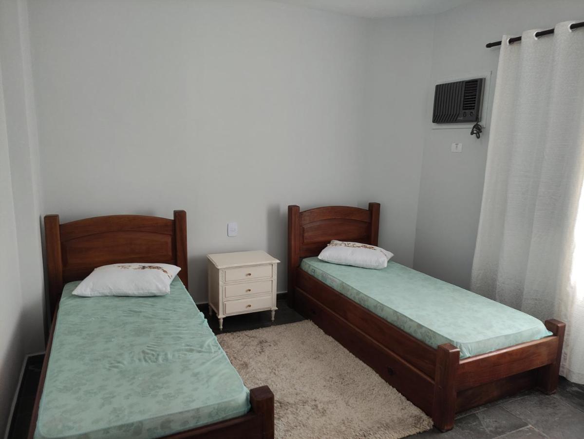 Apartamento Praia Da Enseada 2 กัวรูจา ภายนอก รูปภาพ